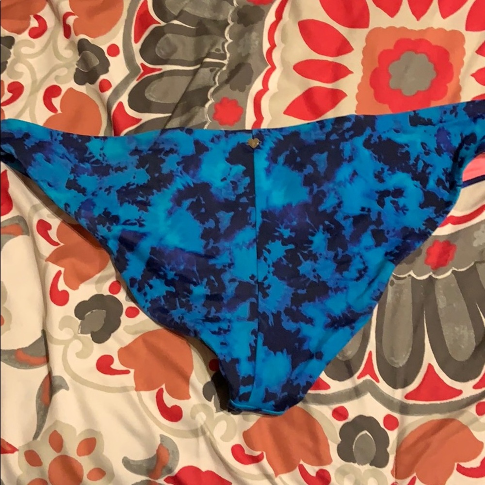 Bathing Suit. - image 5